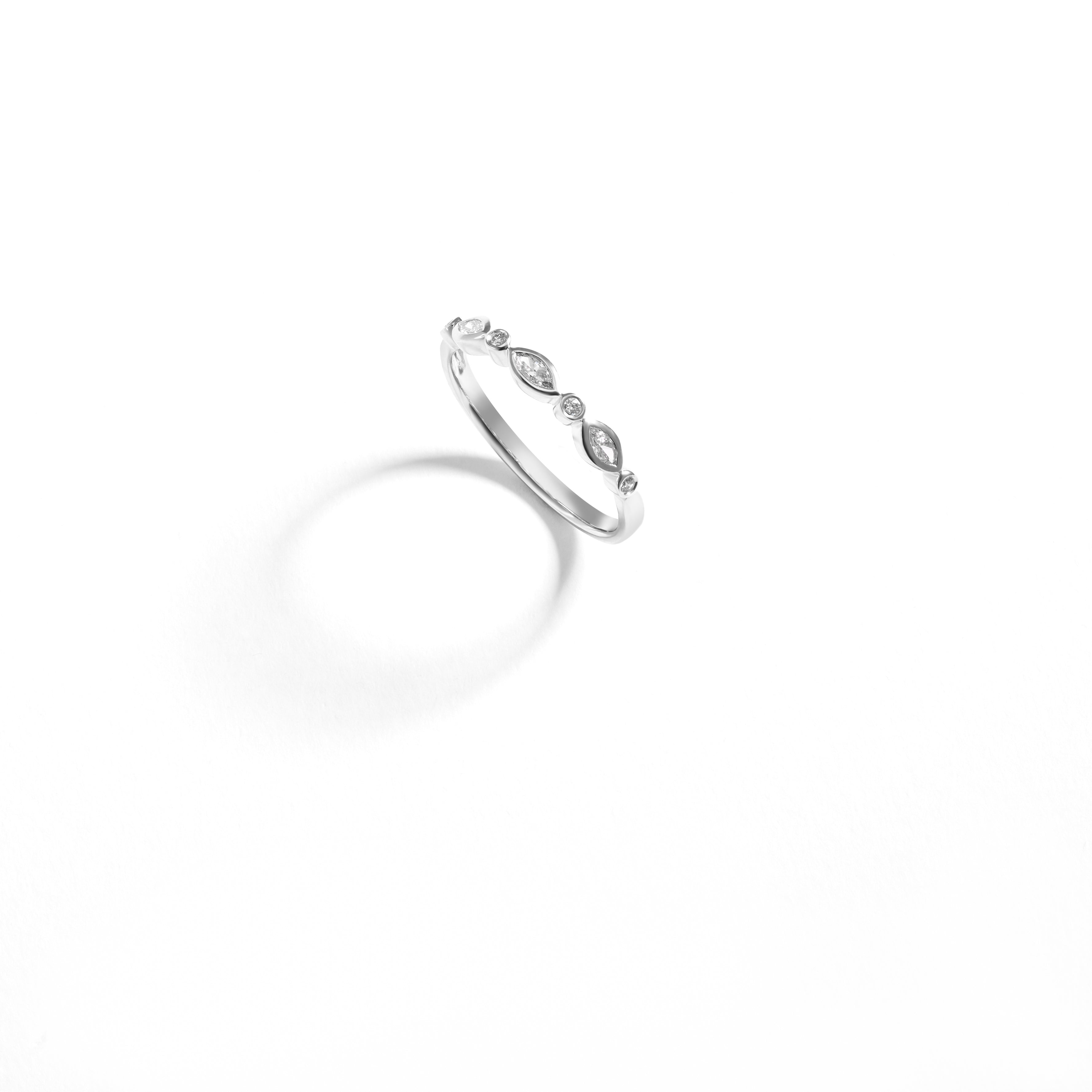 18K White Gold 0.20tdw Marquise And Round Brilliant Diamond Bezel Wedding Band Ring