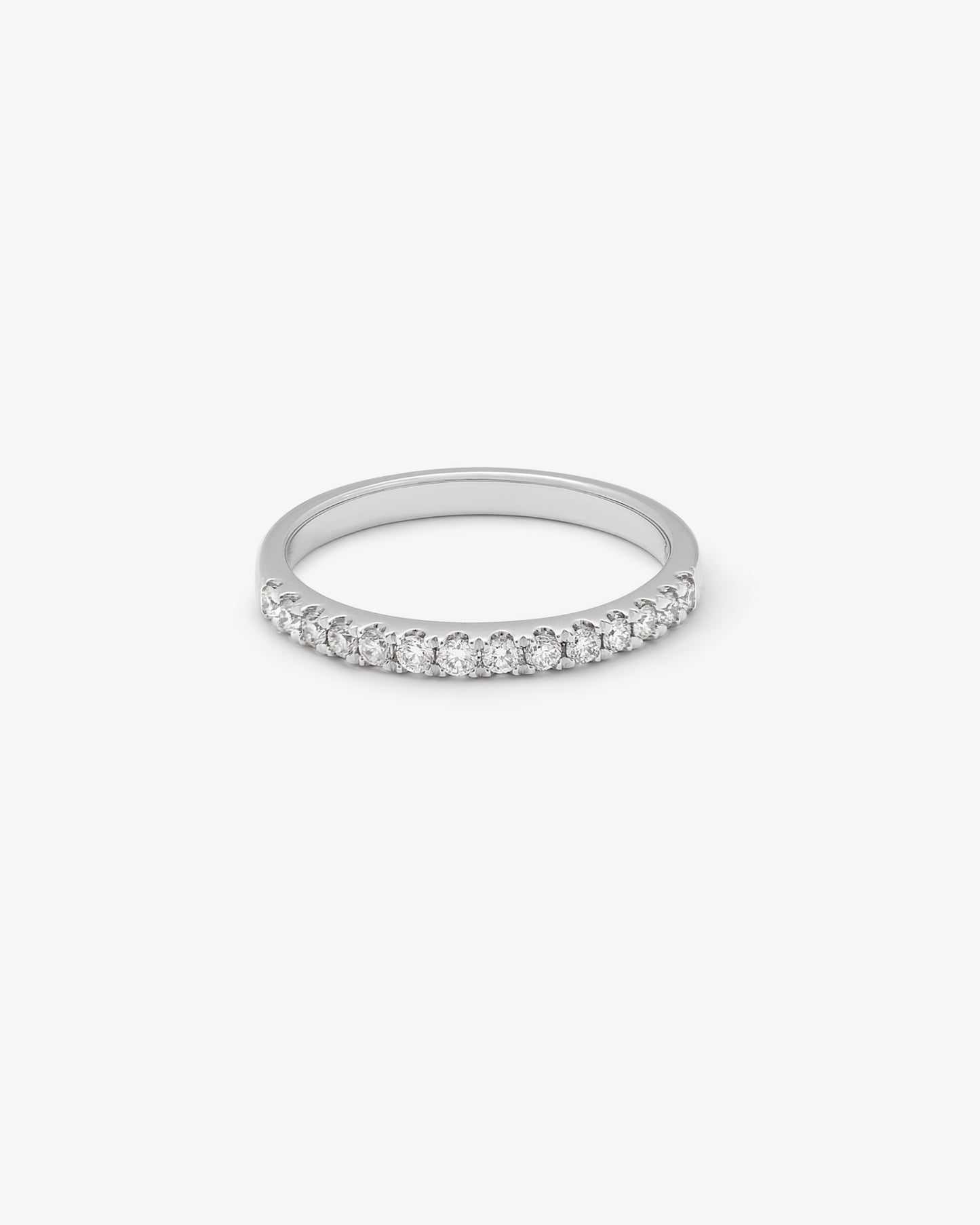 18w 0.25tdw RB diamond claw set wedder/eternity ring size O