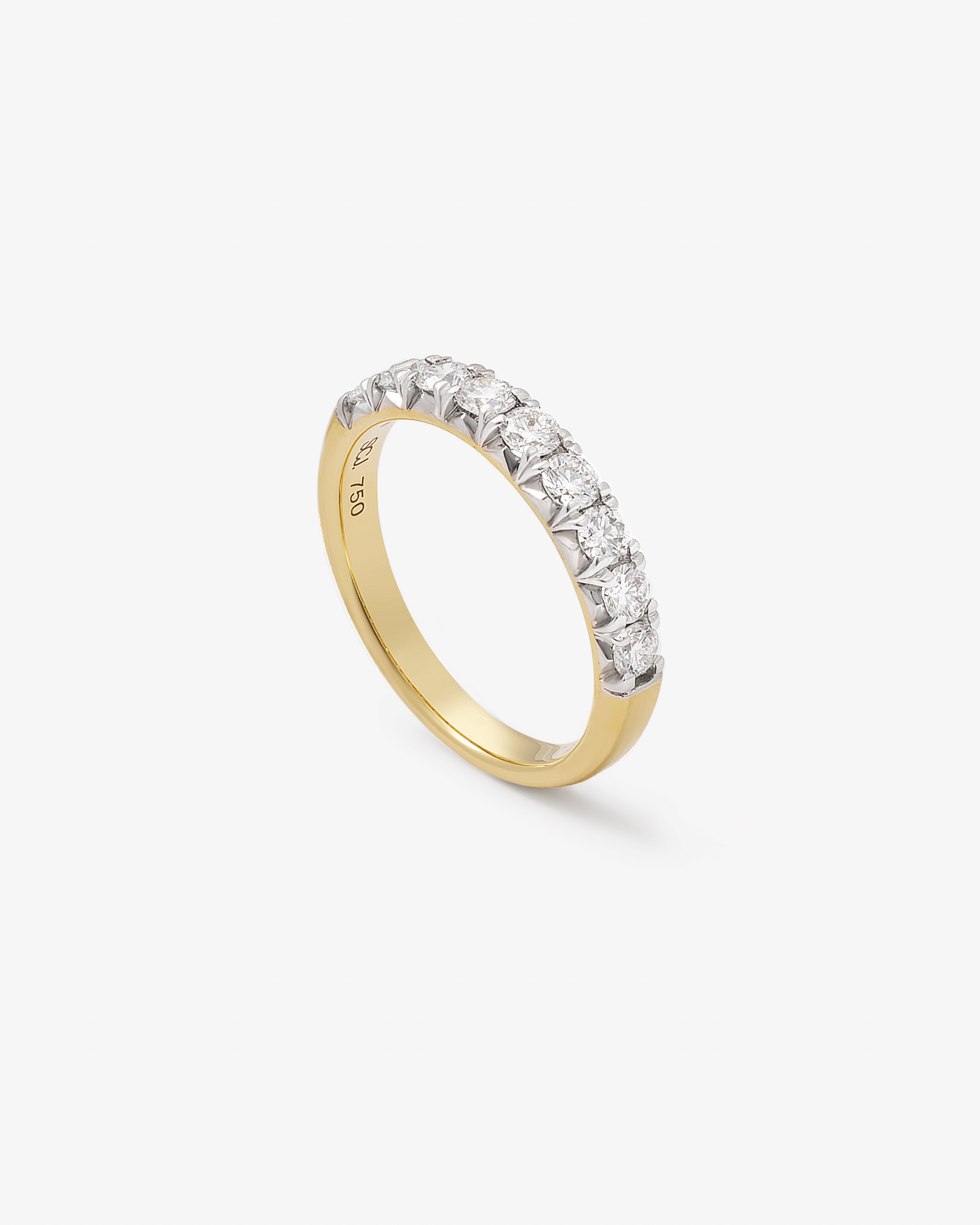 18K Yellow Gold Round Brilliant Lab Diamond Claw Set Band