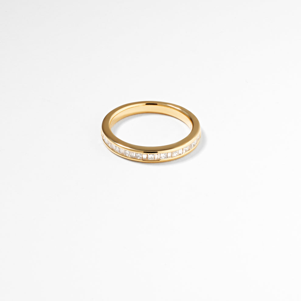 18K Yellow Gold Alternating Princess And Baguette Diamond Channel Set ...