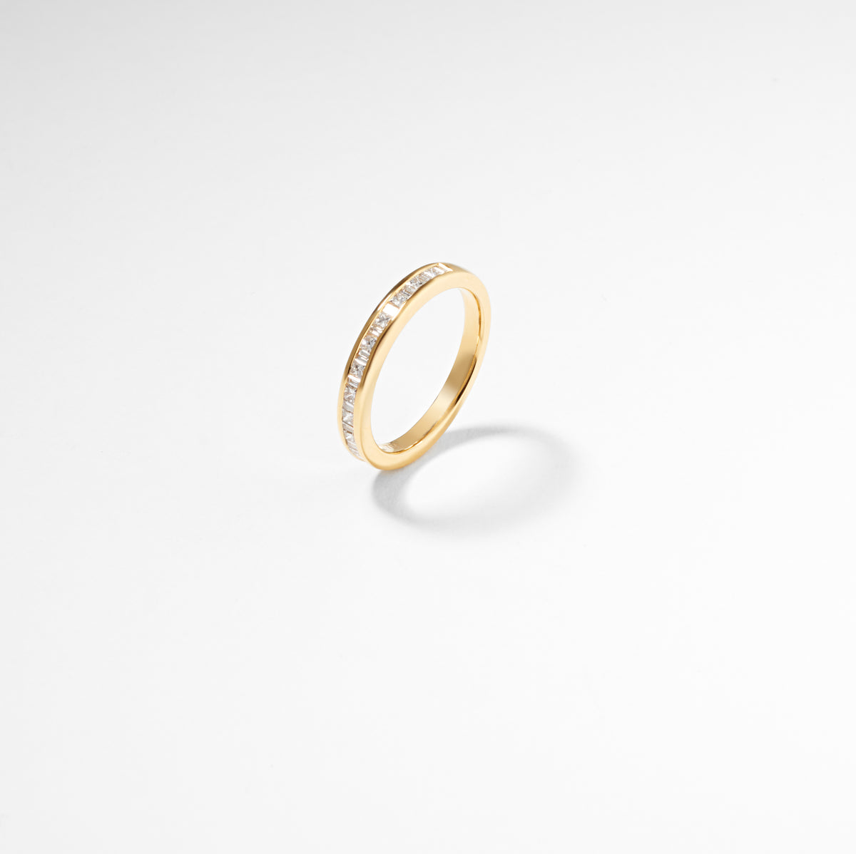 18K Yellow Gold Alternating Princess And Baguette Diamond Channel Set ...