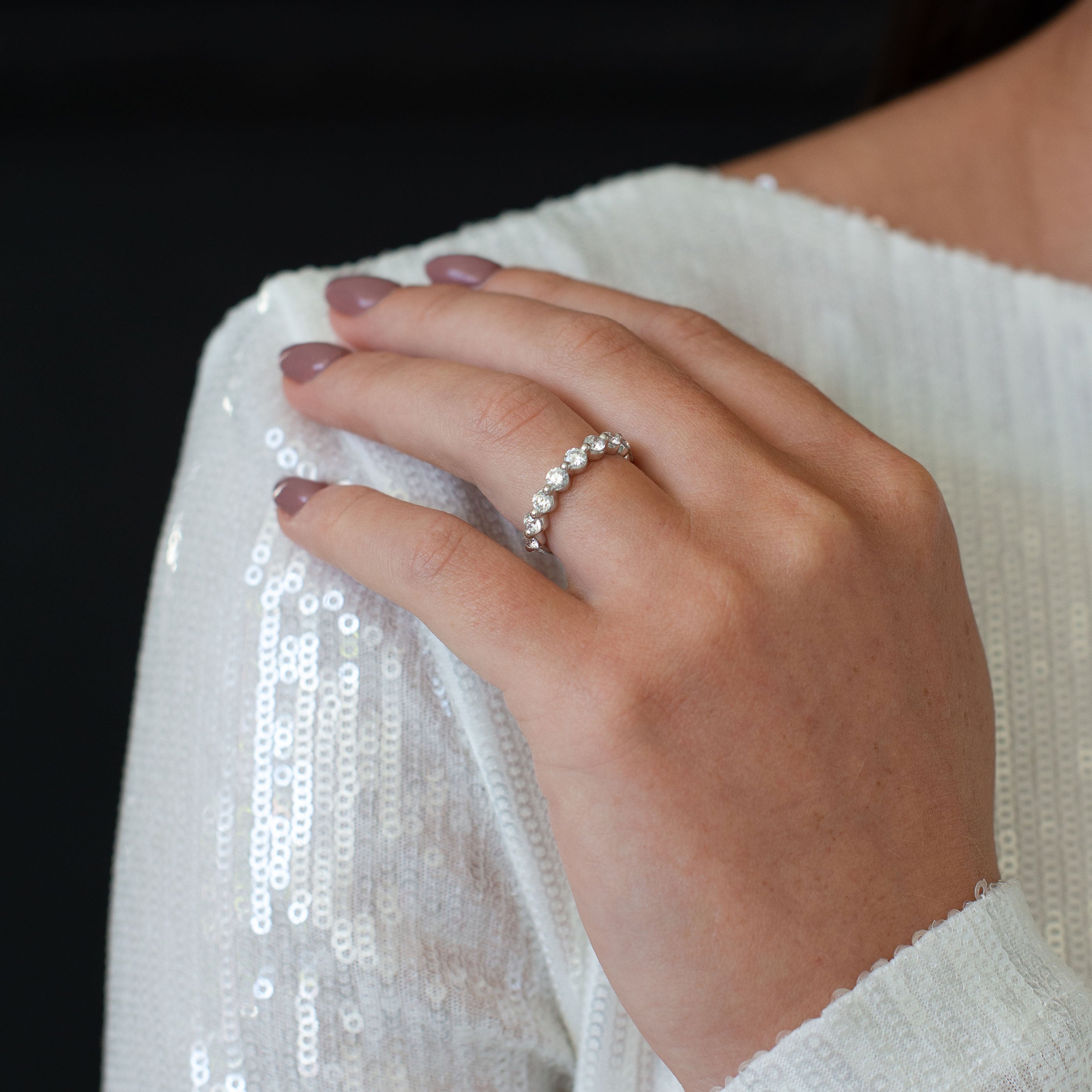 18k White Gold Round Brilliant Lab Diamond Floating Set Ring