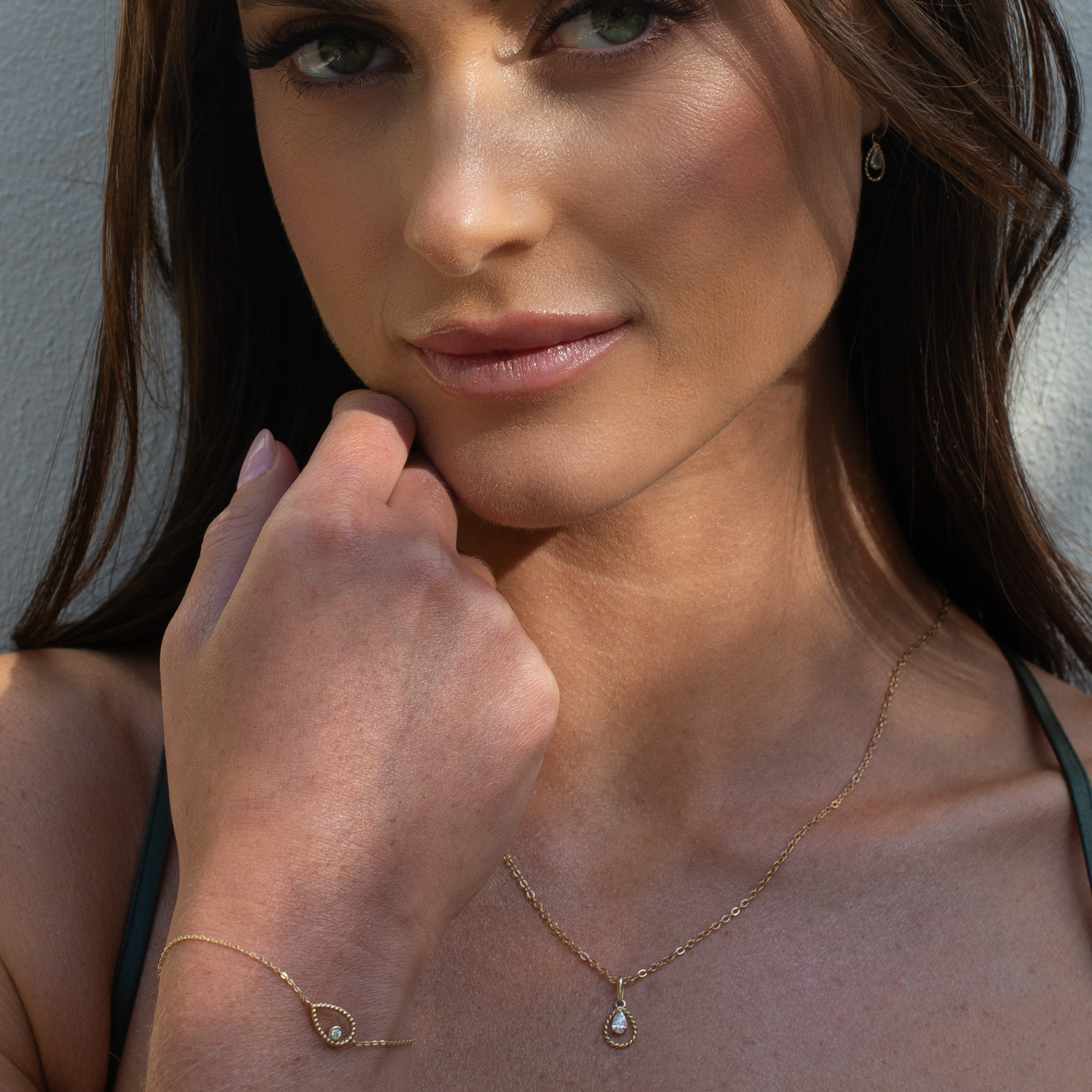 9K Yellow Gold Dainty Rope Open Teardrop With Pear Zirconia Pendant