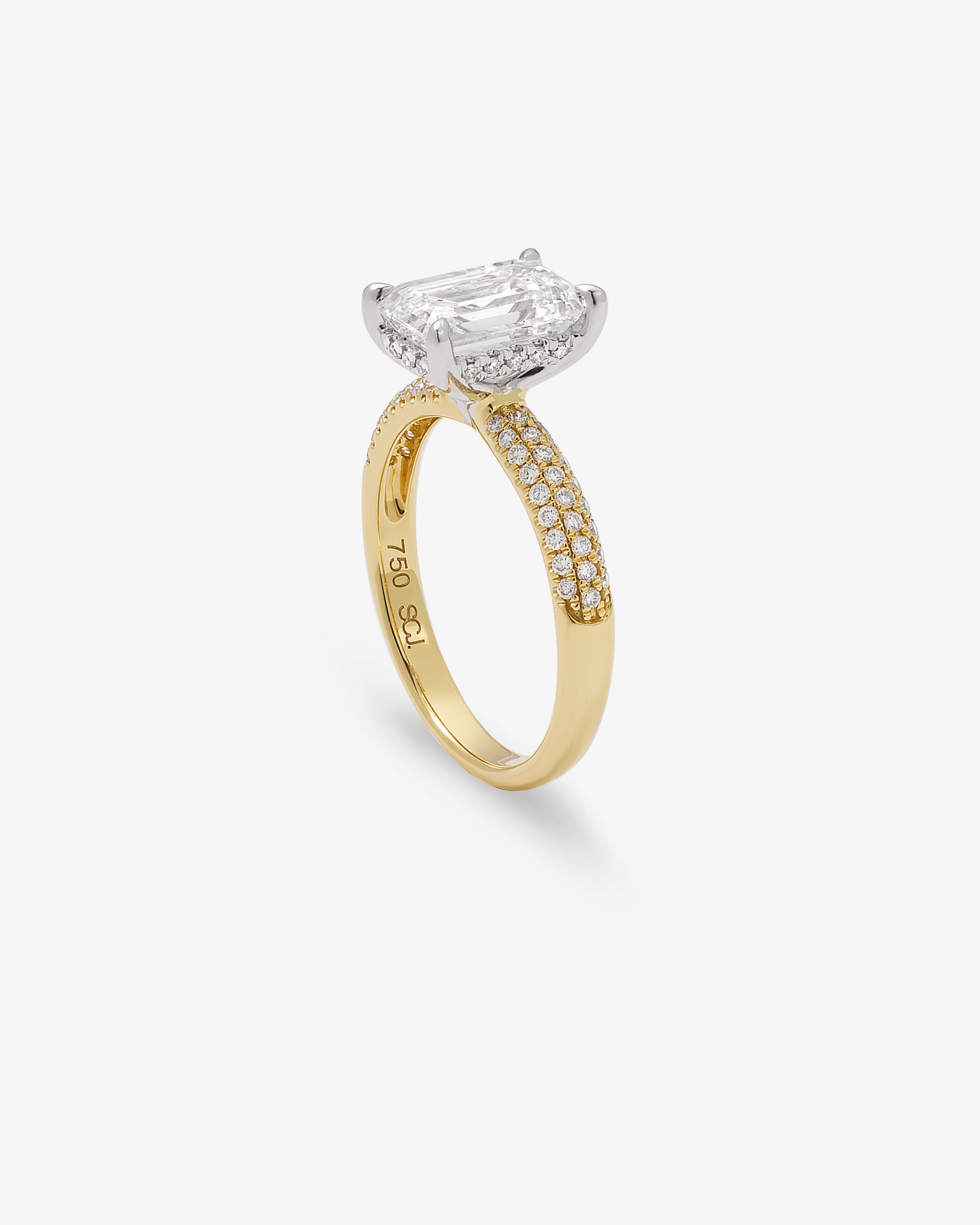 18K Yellow and White Gold 2.5ct Emerald Lab Diamond Solitaire With Diamond Set Pave Shoulders And Gallery Ring