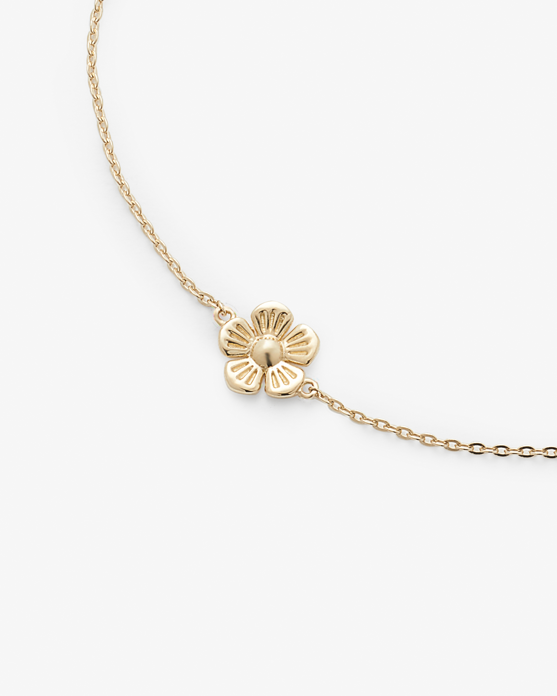 9K Yellow Gold Flower Detail Bracelet 19cm