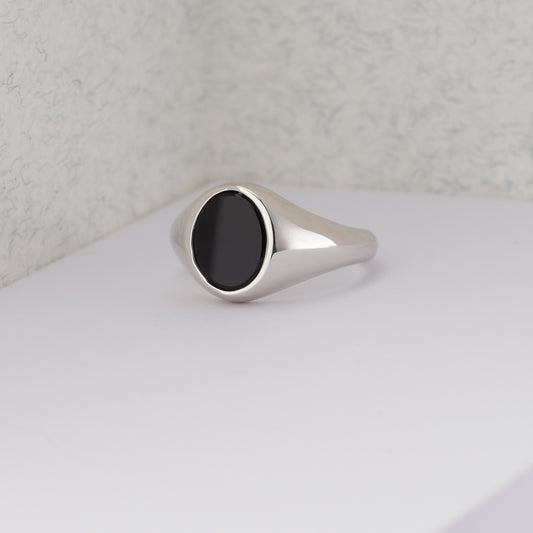 9K White Gold Black Onyx Flat Top Ring