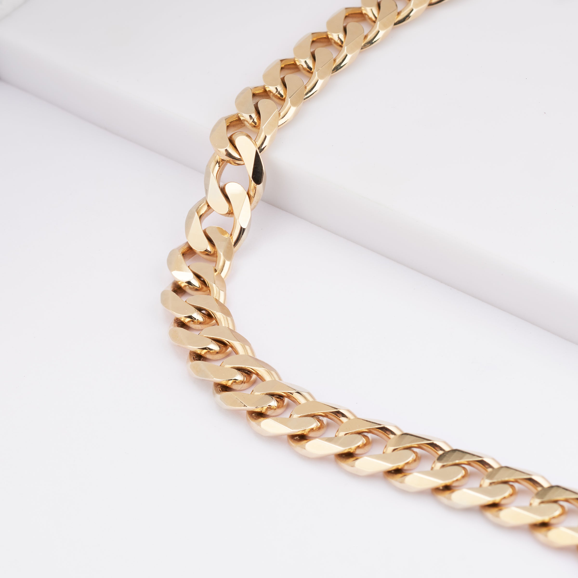 14K Gold Round Bezel Diamond Cuban Link Bracelet