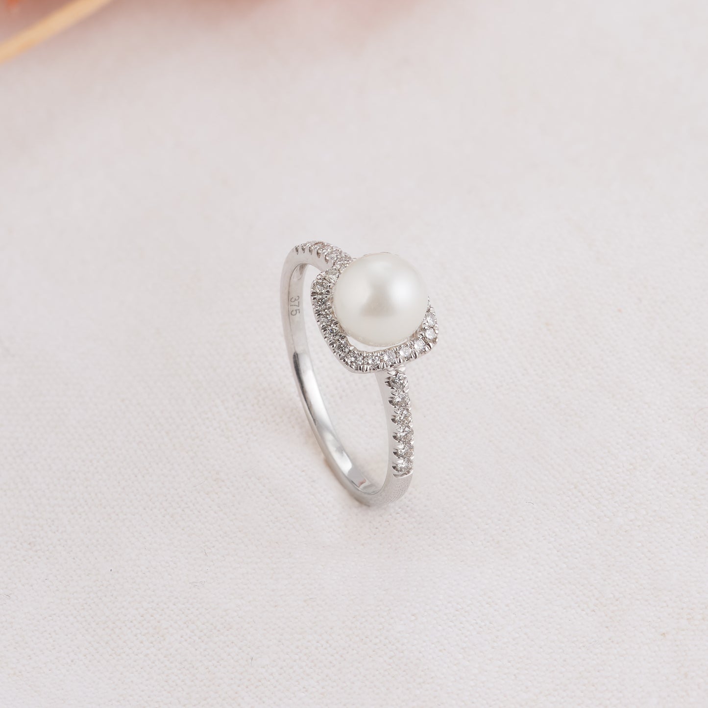 9K White Gold Freshwater Pearl and Diamond Halo Ring 0.25tdw