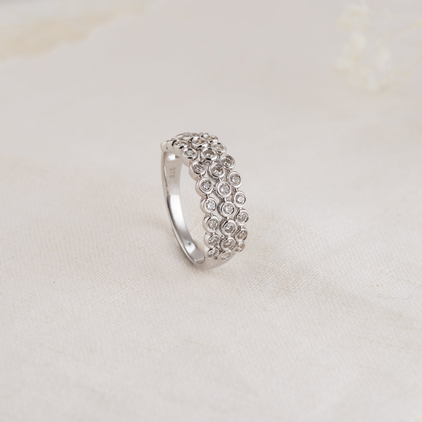 9K White Gold Diamond Bezel Dress Ring 0.3tdw