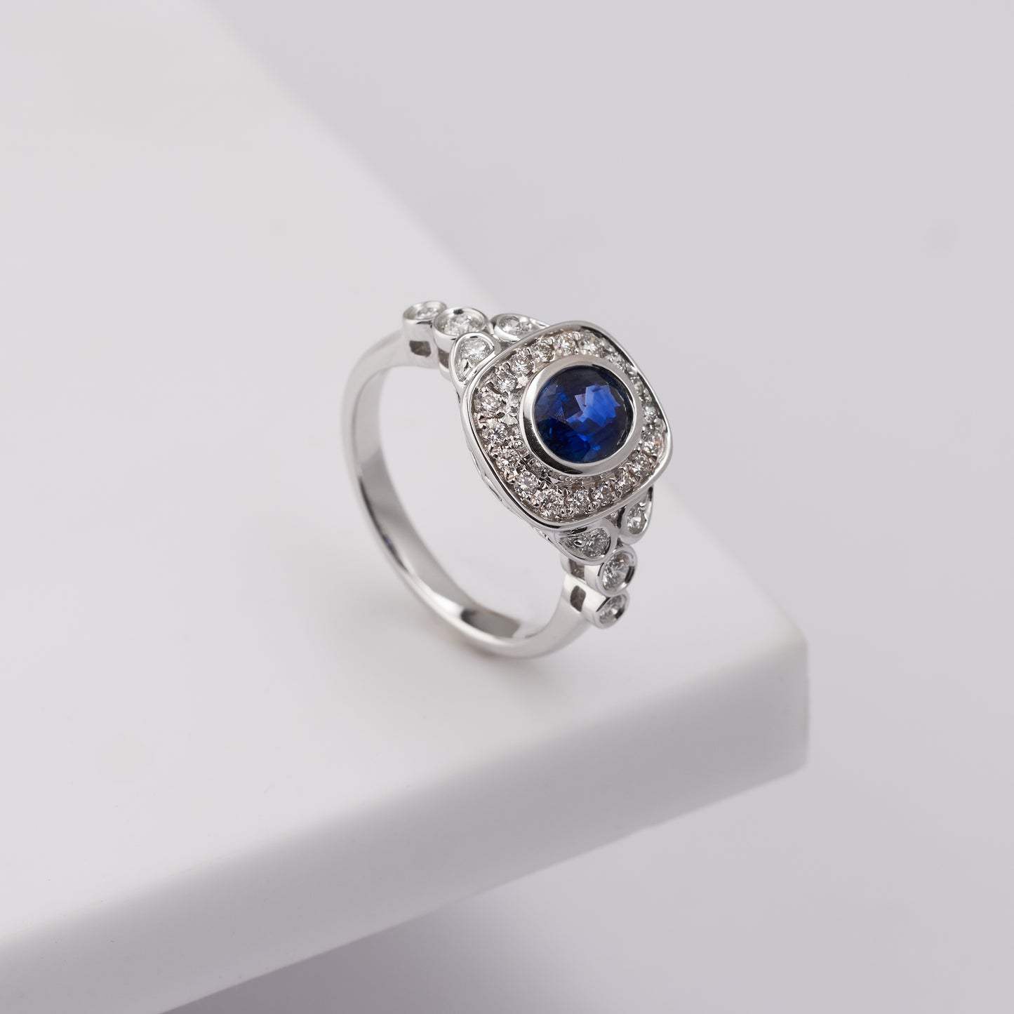 18K White Gold Oval Sapphire and Diamond Halo Cocktail Ring 0.45tdw