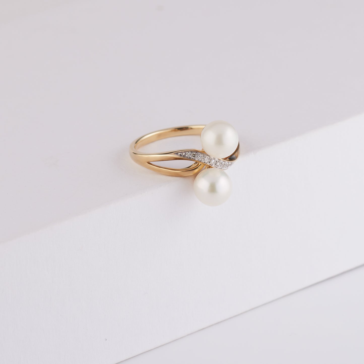 9K Yellow Gold Freshwater Pearl and Diamond Ring