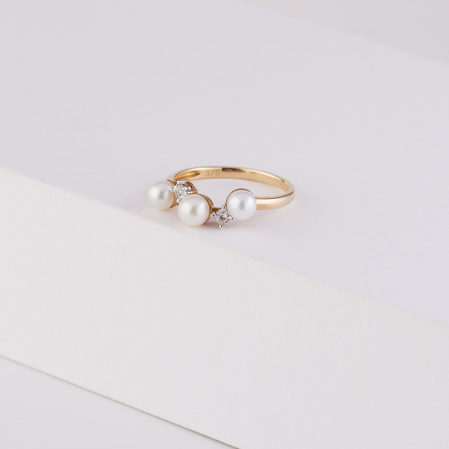 9K Yellow Gold Freeform Freshwater Pearl and Diamond Ring