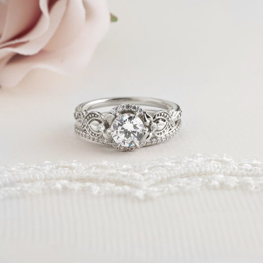 18K White Gold Round Brilliant Diamond Semi Halo Bridal Set 1.2tdw