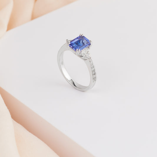 18K White Gold Emerald Cut Tanzanite and Trilliant Diamond Dress Ring