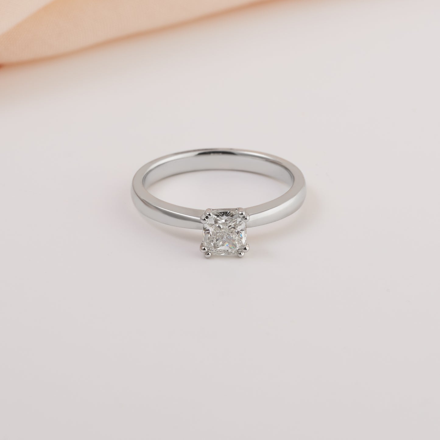 18K White Gold Square Cushion Diamond Solitaire Engagement Ring 0.8ct