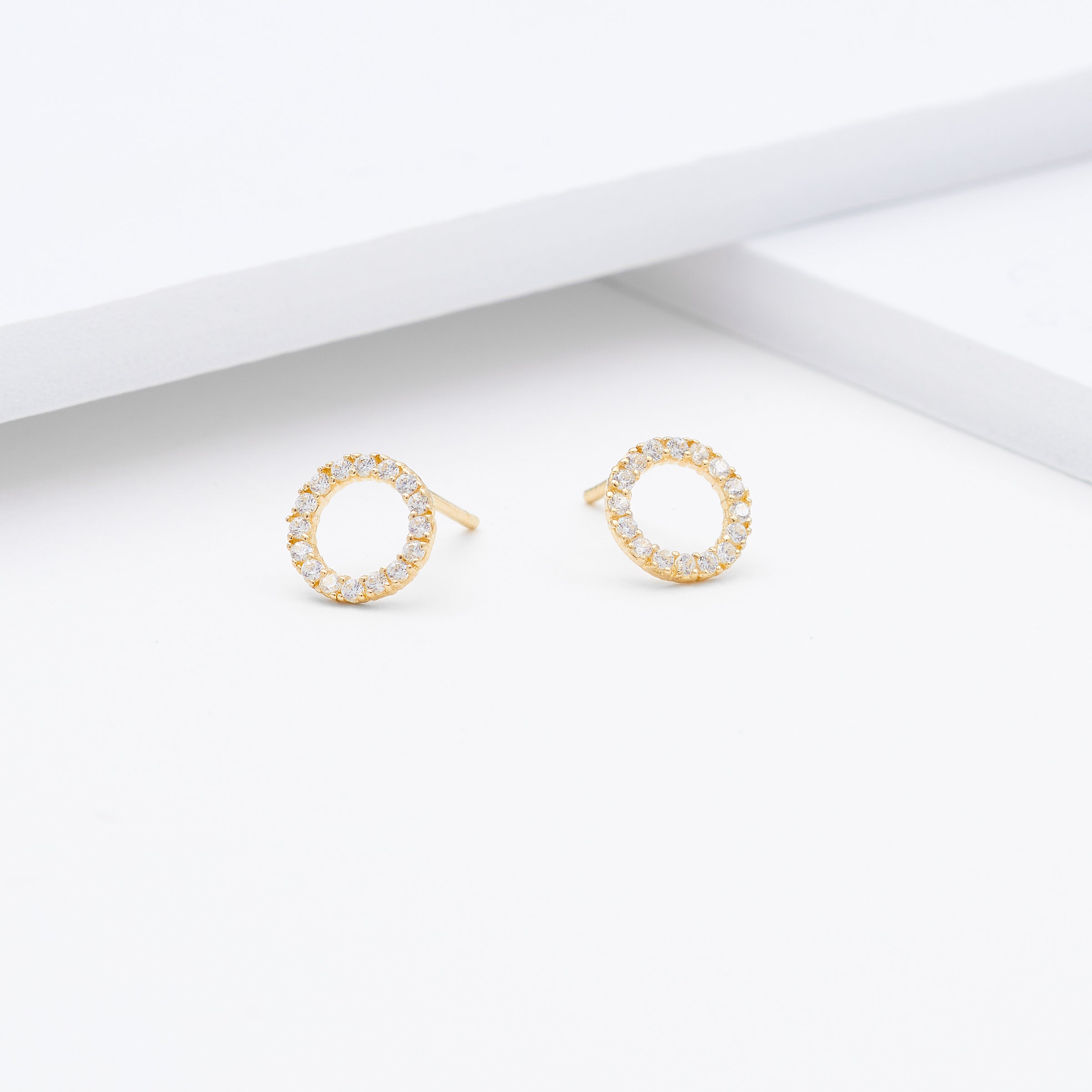 9K Yellow Gold Zirconia Circle Stud Earrings