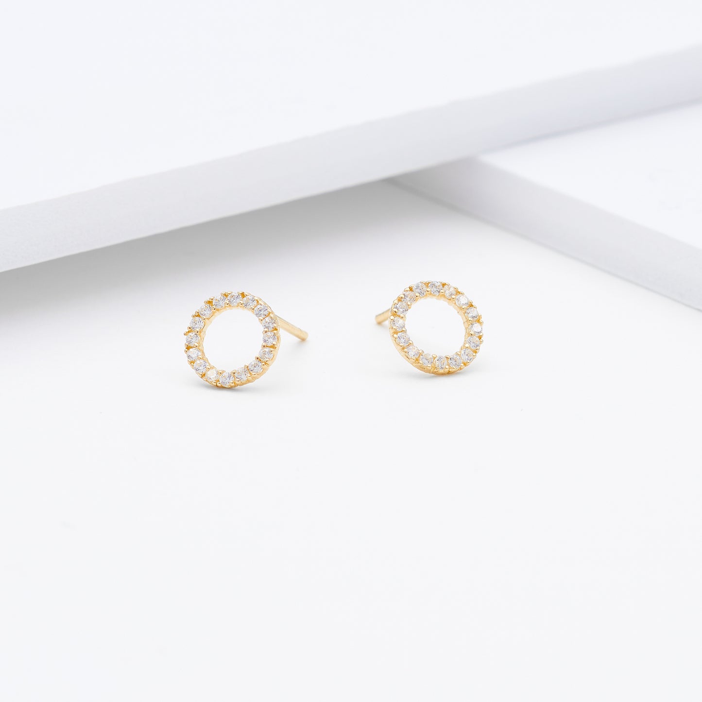 9K Yellow Gold Zirconia Circle Stud Earrings