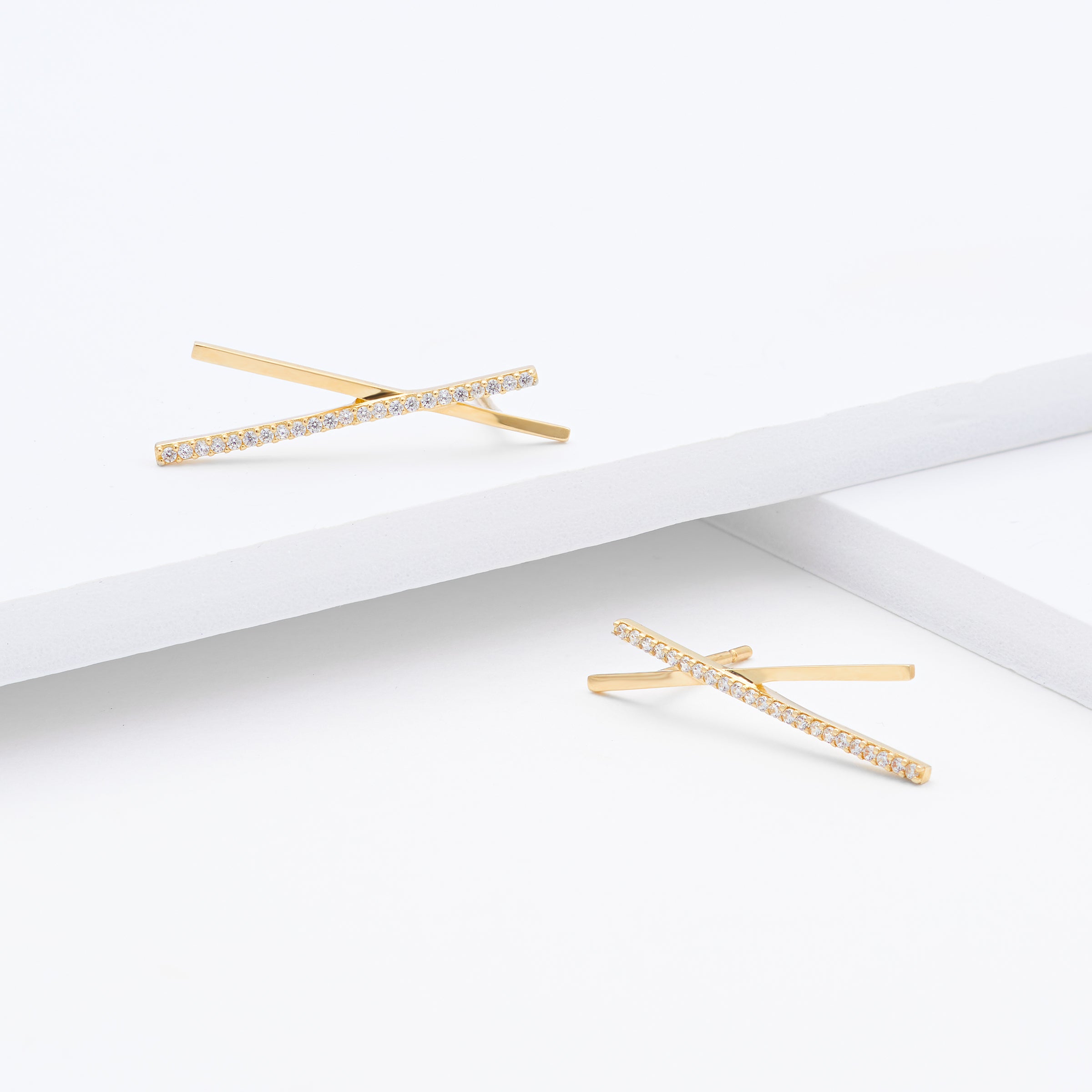 9K Yellow Gold Zirconia Long Bar Stud Earrings